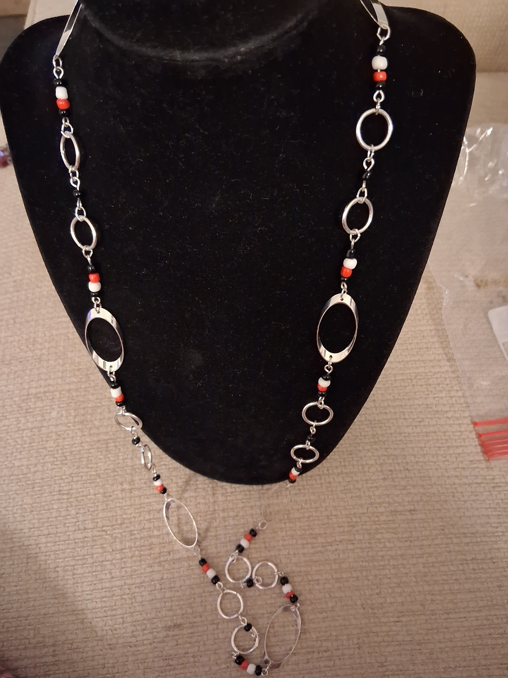 Silver Link Lariat Necklace with Red, Black and White Beads